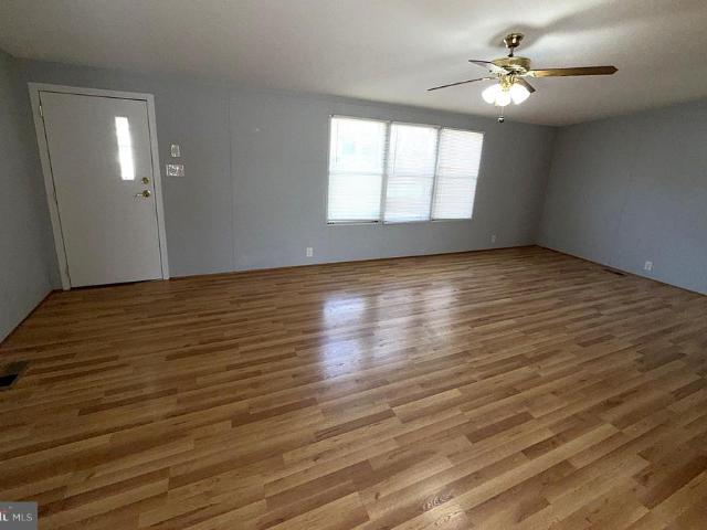 House for sale in Lothian, Maryland