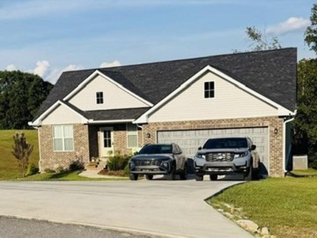 House for sale in Burns, Middle Tennessee