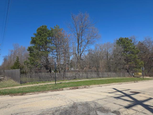 Land for sale in Elgin, Illinois