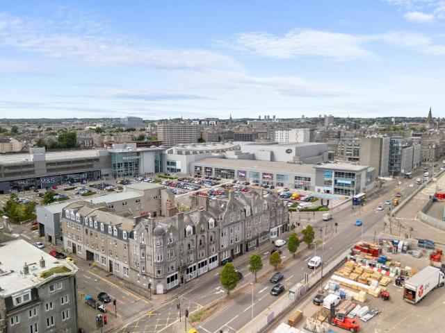 Apartment for rent in City Centre, Ballindoch