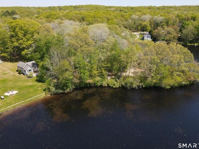 House for sale in North Stonington, Connecticut
