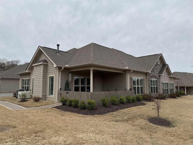 Townhouse for sale in Maumelle Townhouse for sale in Maumelle