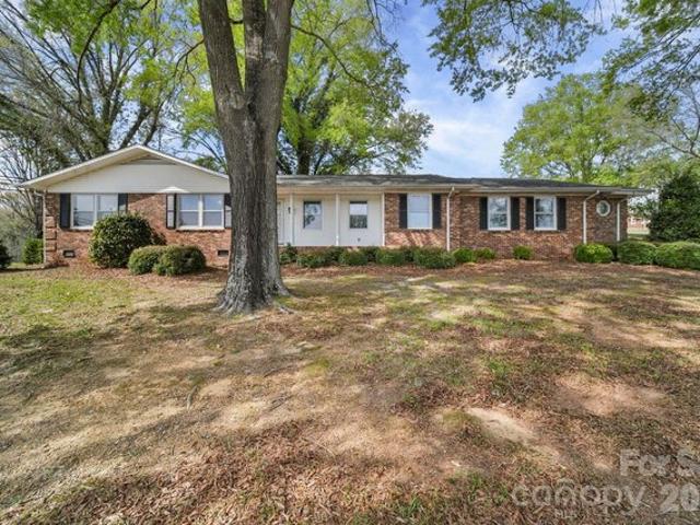 House for sale in Peachland, North Carolina