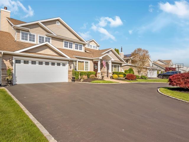 House for sale in Bohemia, New York