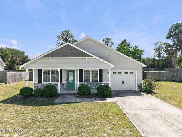 House for sale in Hubert, Onslow County
