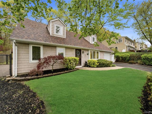 House for sale in Centereach, New York