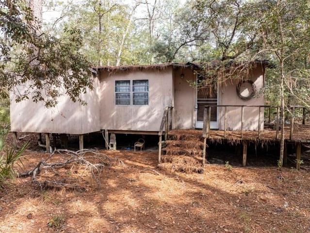House for sale in Suwannee, Florida