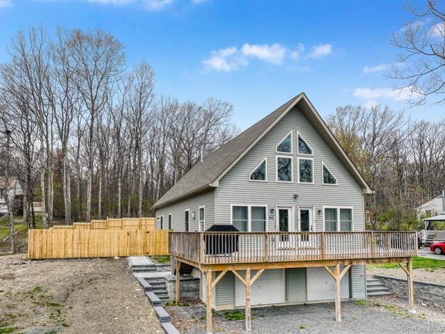House for sale in Bloomingburg, New York