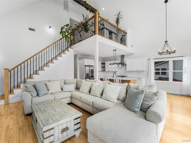 House for sale in Bloomingburg, New York
