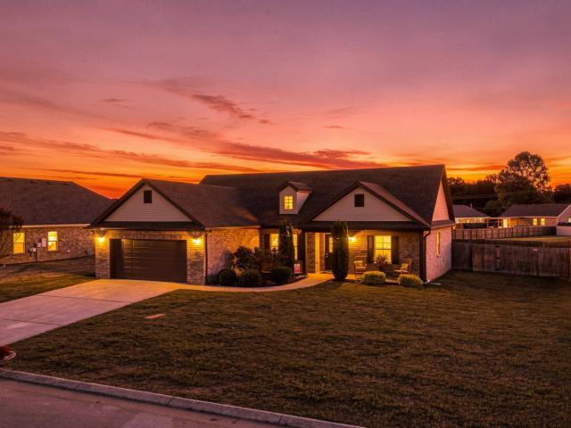 House for sale in Homaway Village, Tullahoma