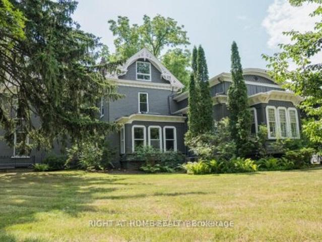 House for rent in Oakville, Ontario