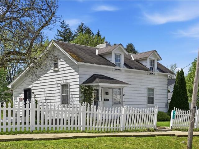 House for sale in Delmont, Pennsylvania
