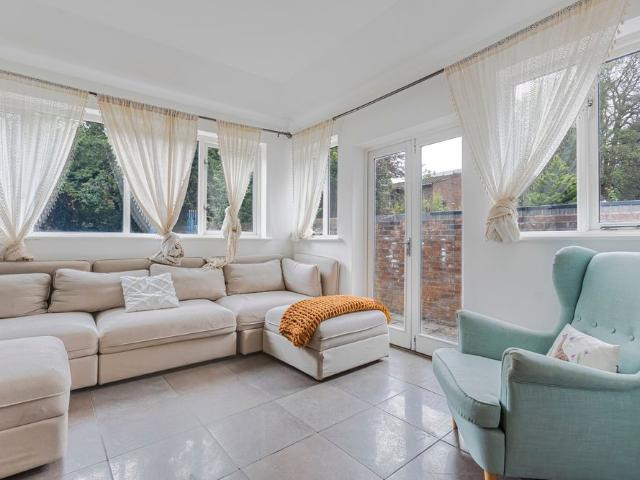 House for rent in The Slade, Oxfordshire