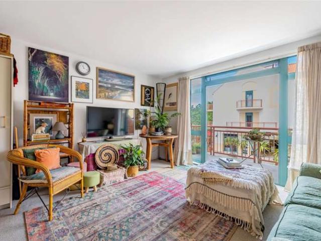 Apartment for sale in Whangaparaoa