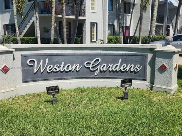 Condo for sale in Weston, Florida