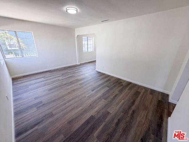 House for sale in East Compton, Compton