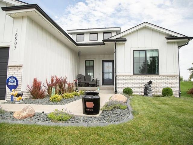 House for sale in Urbandale, Iowa