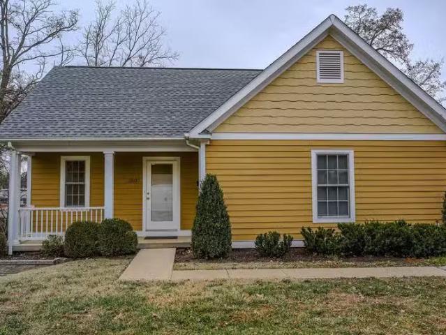 Condo for rent in Roanoke