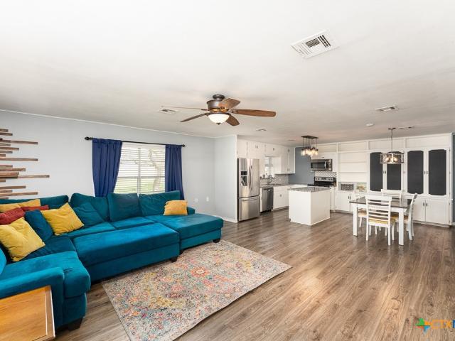House for sale in Temple Bar Marina, Texas