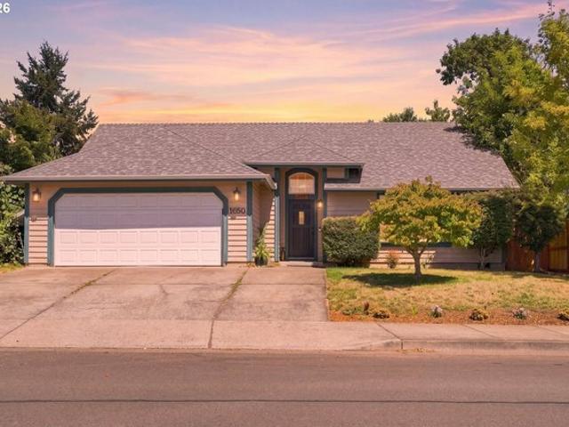 House for sale in Oregonia
