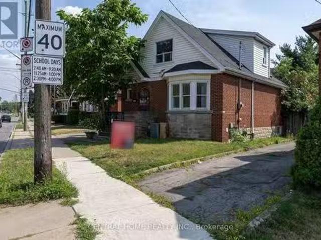 House for sale in Ancaster, Ontario