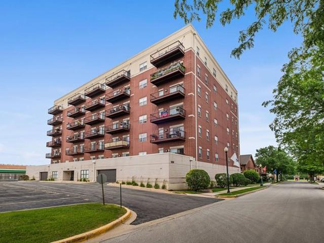 Condo for sale in Melrose Park, Illinois