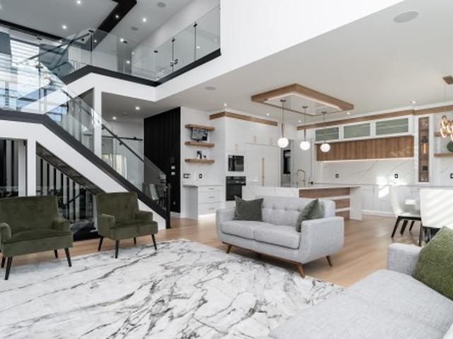 House for sale in Quarry Ridge, Edmonton