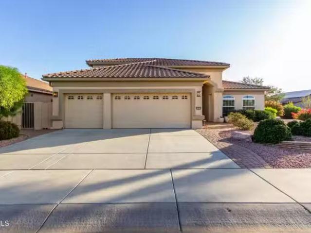 House for sale in Goodyear