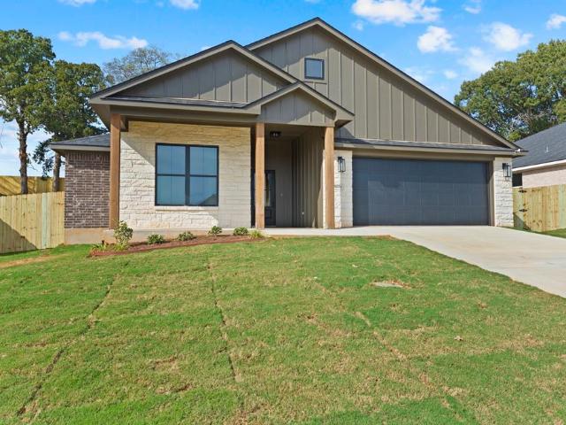 House for sale in The Crossings at Mission Ridge, Lindale