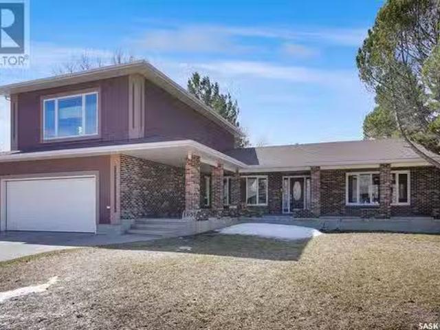 House for sale in Moose Jaw, Saskatchewan