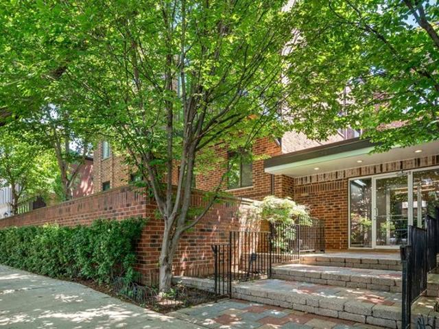 Condo for sale in Chicago Park, Illinois