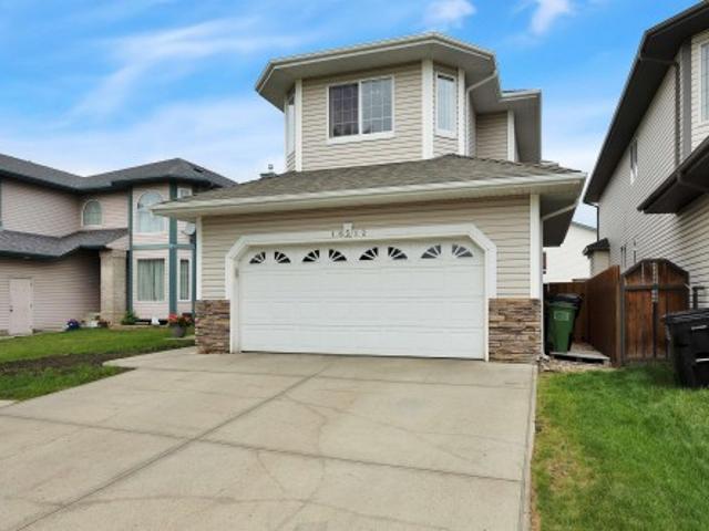 House for sale in Wedgewood, Alberta