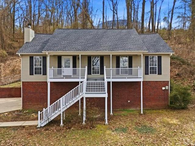 House for sale in Leeds, Alabama
