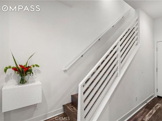 Townhouse for rent in Costa Mesa