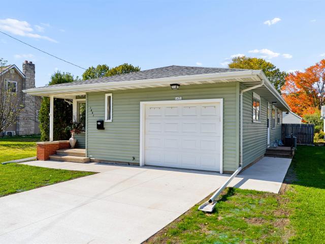House for sale in Oshkosh, Winnebago County