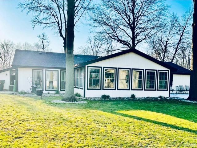 House for sale in Woodburn, Allen County