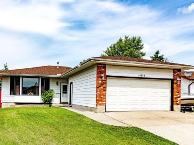House for sale in Wedgewood, Alberta