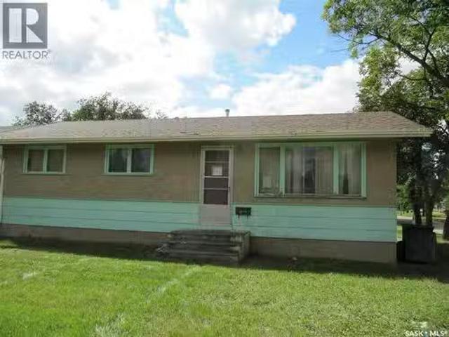 House for sale in Saskatoon, Saskatchewan