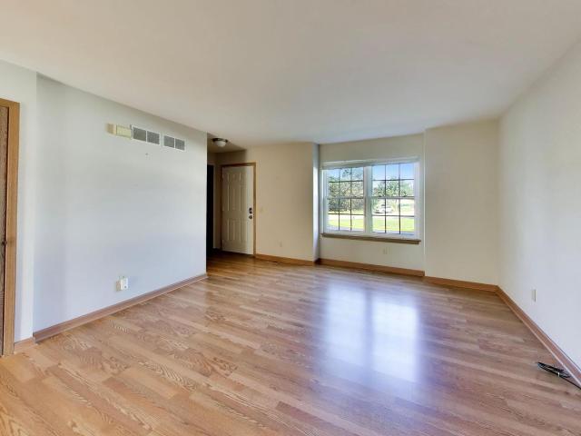 Townhouse for sale in Geneva, Illinois