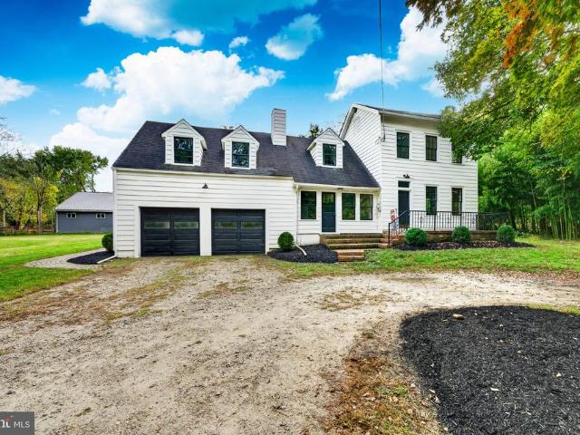 House for sale in Palm Springs Manor, Elkton