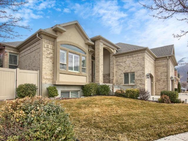 House for sale in Sandy, Utah