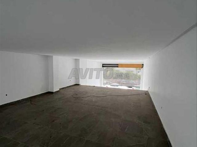 Local commercial vente à Anfa, Gharb-Chrarda-Beni Hssen