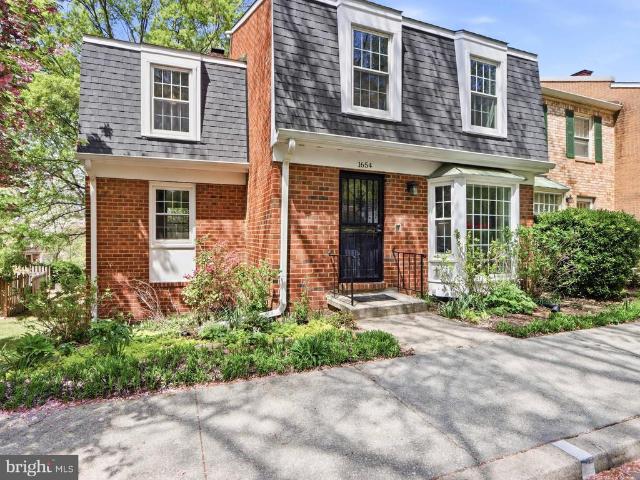 Condo for sale in Crofton, Maryland