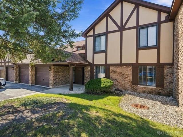Condo for sale in Wheaton, DuPage County