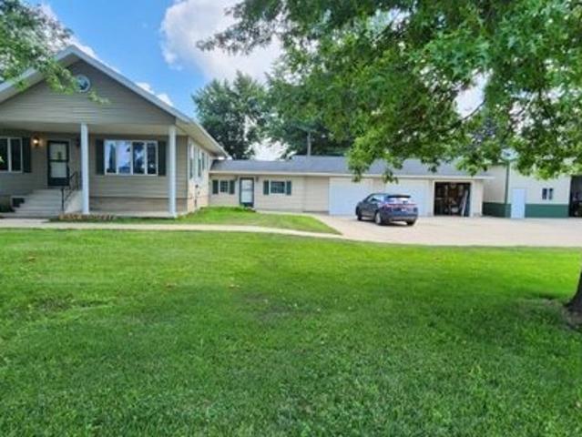 House for sale in Whiteside, Illinois