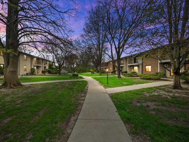 Condo for sale in New Berlin, Wisconsin