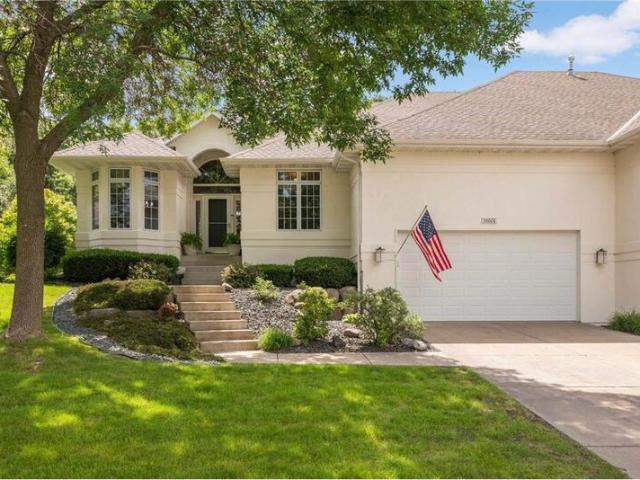 Townhouse for sale in Lakeville