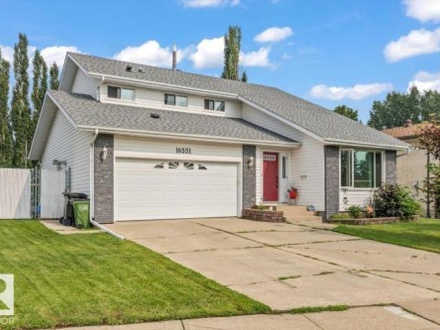 House for sale in Wedgewood, Alberta