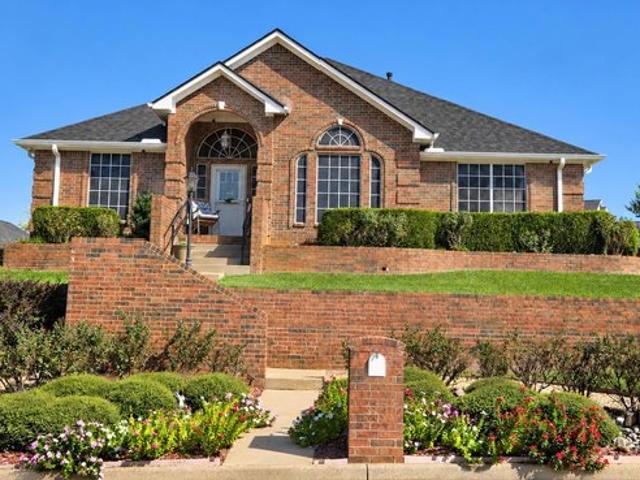 House for sale in Tyler, Smith County
