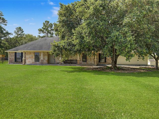 House for sale in Willis, Texas